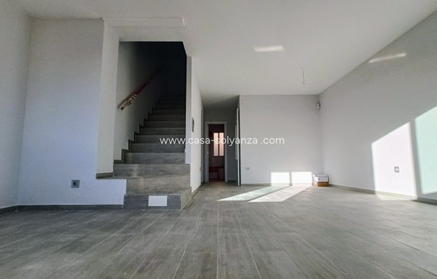 Reventa - Adosado - La Romana - Inland