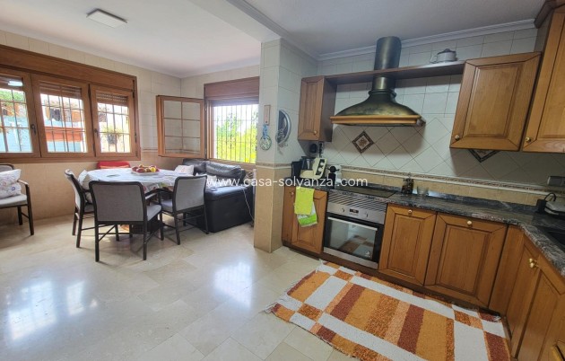 Revente - Villa - Torrevieja - Aguas nuevas