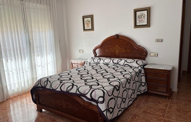 Revente - Maison de ville - Formentera de Segura - Pueblo