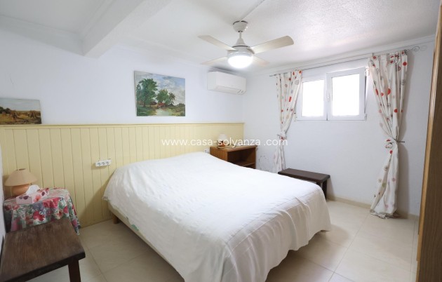 Revente - Semi-detached house - Torrevieja - Punta Prima