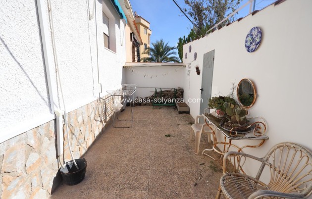 Revente - Semi-detached house - Torrevieja - Punta Prima