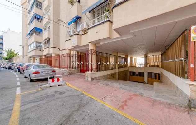 Revente - Appartement - Torrevieja - Center