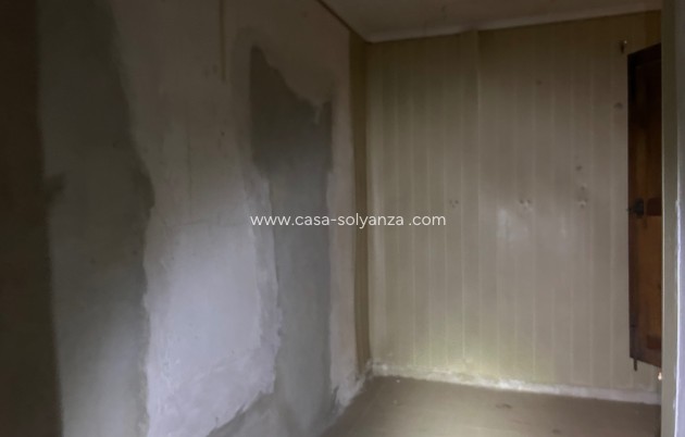 Revente - Commercial - Jacarilla - Inland