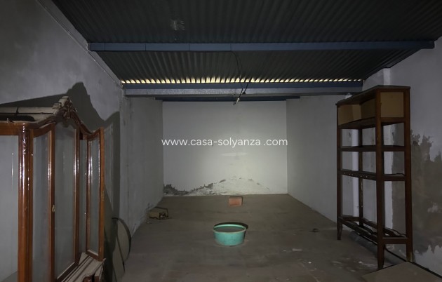 Revente - Commercial - Jacarilla - Inland