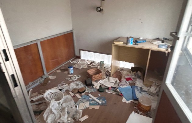 Wiederverkauf - Business premises - Jacarilla