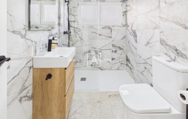 Wiederverkauf - Wohnung - Centro Torrevieja