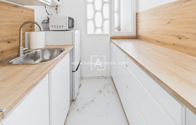 Wiederverkauf - Wohnung - Centro Torrevieja