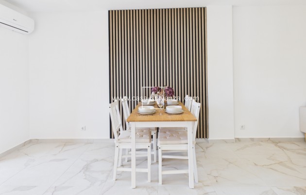 Wiederverkauf - Wohnung - Torrevieja Centro