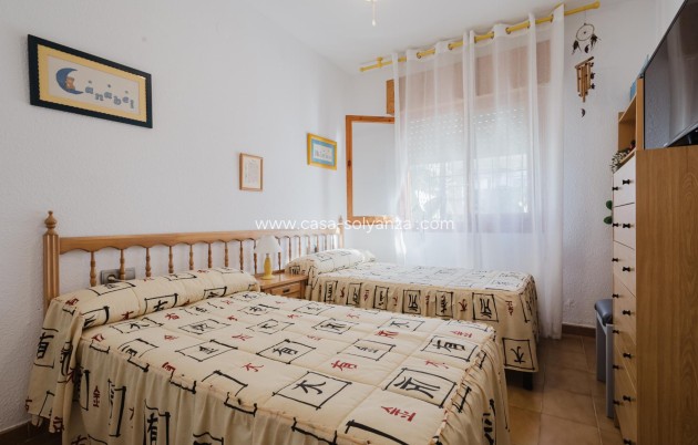 Revente - Bungalow - Torrevieja - Playa De Los Naufragos