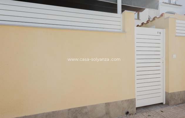 Revente - Bungalow - Torrevieja - Playa De Los Naufragos