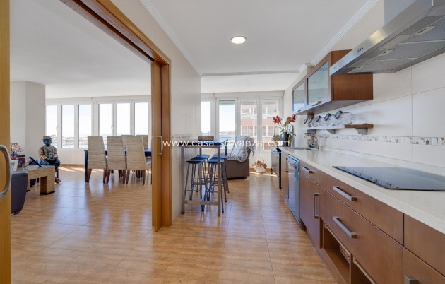 Revente - Appartement - Torrevieja - Playa Acequion