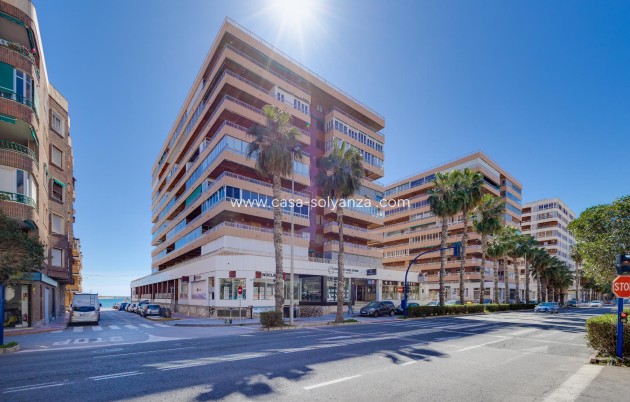 Revente - Appartement - Torrevieja - Playa Acequion