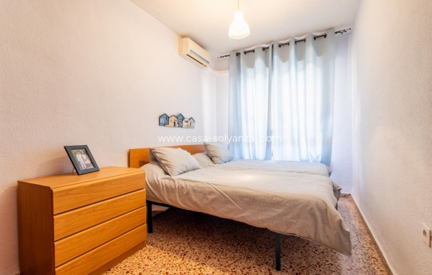 Revente - Appartement - Torrevieja - Playa De Los Naufragos