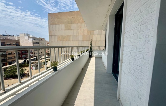 Revente - Appartement - Torrevieja - CLUB NAUTICO TORREVIEJA