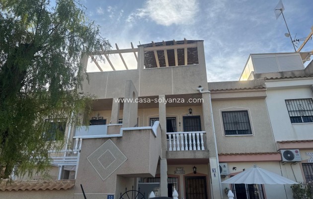 Wiederverkauf - Bungalow - Orihuela Costa - Costa Blanca