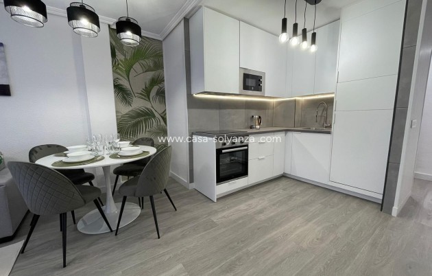 Revente - Appartement - Torrevieja - Center