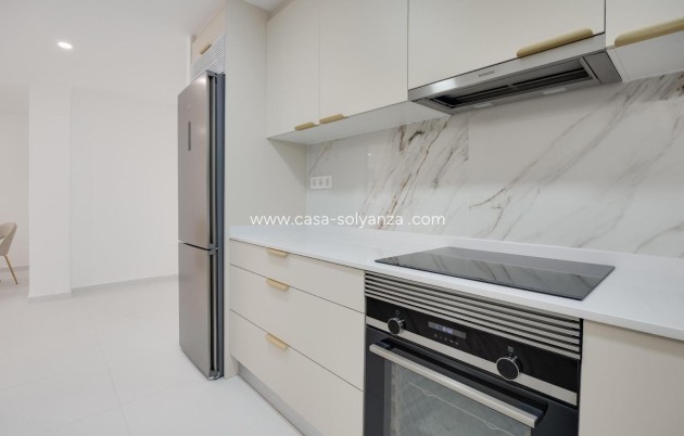 Revente - Appartement - Torrevieja - Playa De Los Naufragos