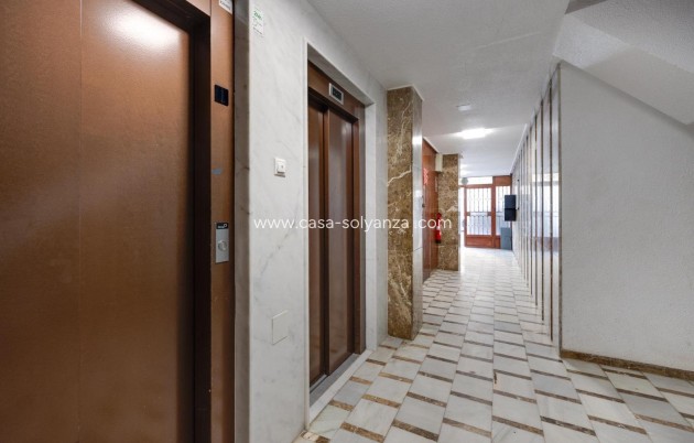 Revente - Appartement - Torrevieja - Playa De Los Naufragos