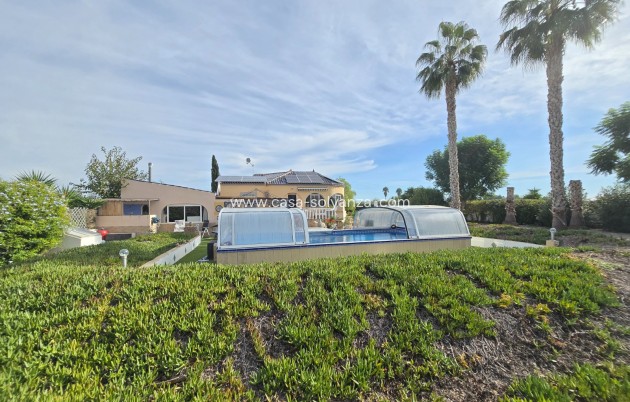 Herverkoop - Country Property/Finca - Dolores