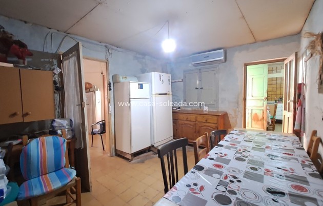 Resale - Villa - Los Montesinos