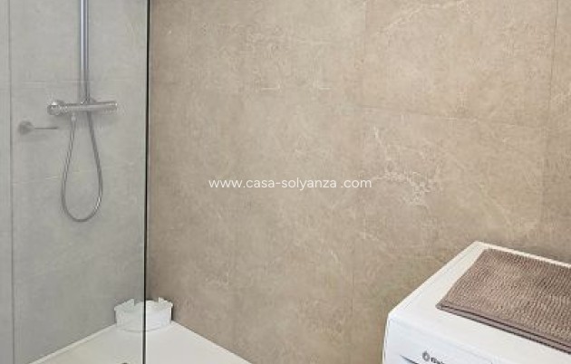 Reventa - Apartamento / piso - Torrevieja - Center