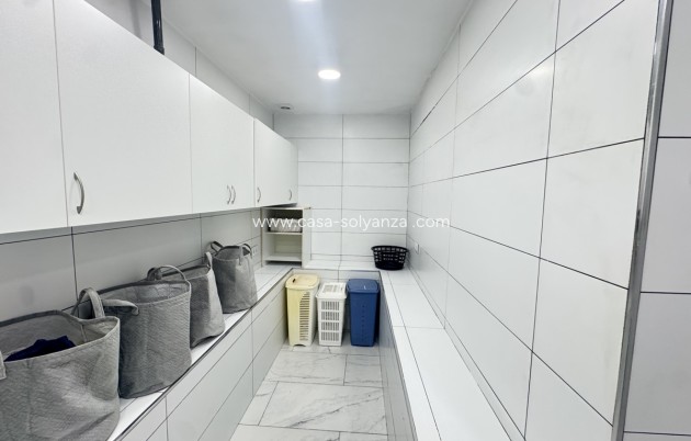 Resale - Villa - San Miguel de Salinas