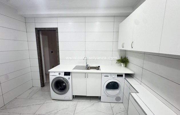 Resale - Villa - San Miguel de Salinas