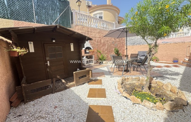 Reventa - Villa - Villamartin - Villamartín