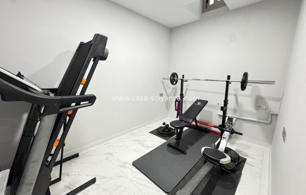 Wiederverkauf - Villa - Villamartin - Villamartín