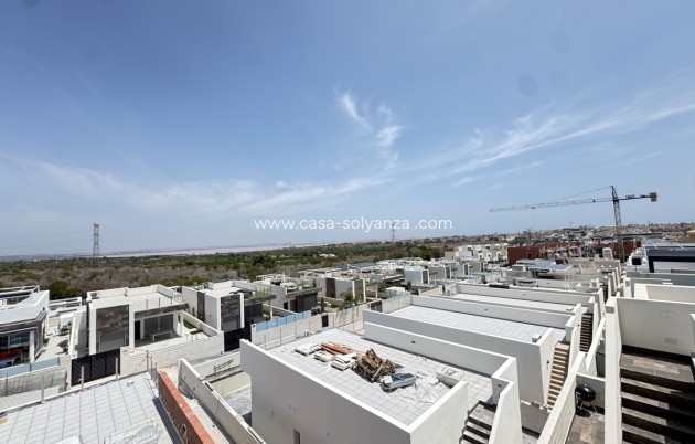 Wiederverkauf - Villa - Villamartin - Villamartín