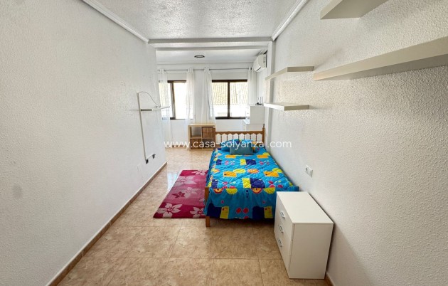 Reventa - Adosado - San Miguel de Salinas