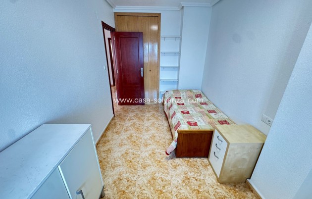 Reventa - Adosado - San Miguel de Salinas