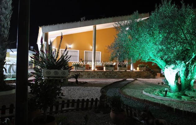 Wiederverkauf - Country Property/Finca - Orihuela