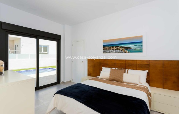 Neue Gebäude - Villa - Daya Nueva