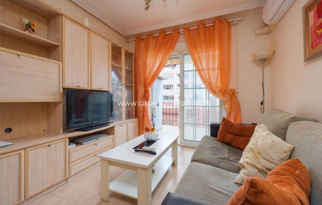 Reventa - Apartamento / piso - Torrevieja - Center