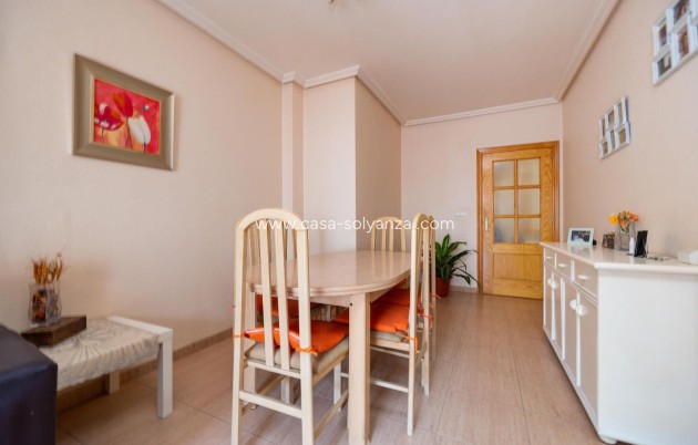 Reventa - Apartamento / piso - Torrevieja - Center
