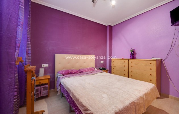 Reventa - Apartamento / piso - Torrevieja - Center