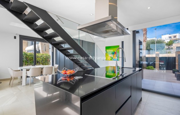 Revente - Villa - Orihuela Costa - Costa Blanca