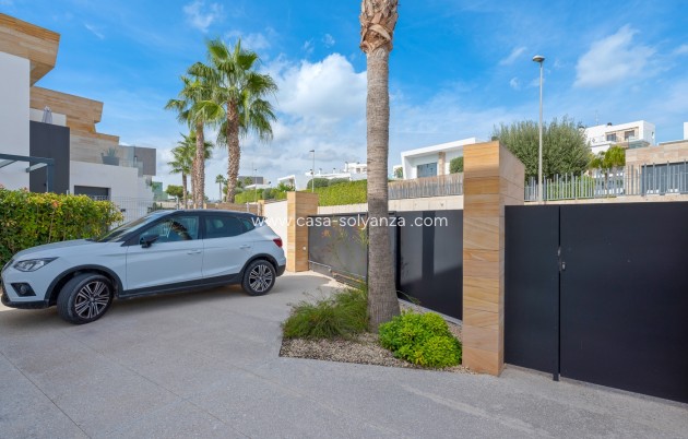 Revente - Villa - Orihuela Costa - Costa Blanca