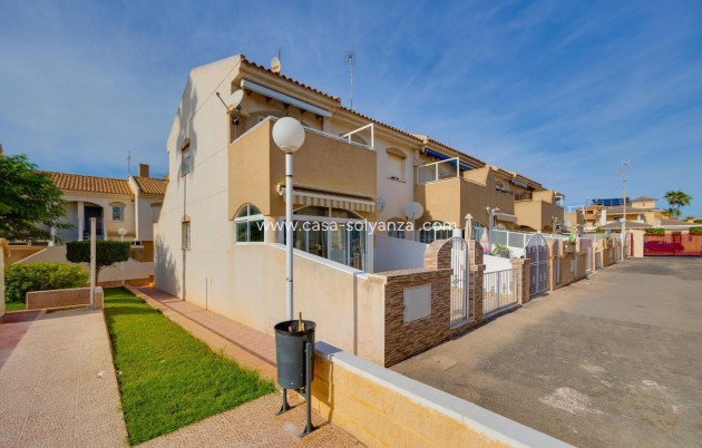 Revente - Bungalow - Torrevieja - Aguas nuevas