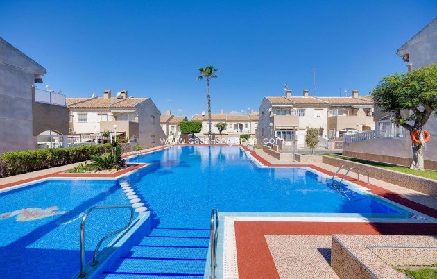 Revente - Bungalow - Torrevieja - Aguas nuevas