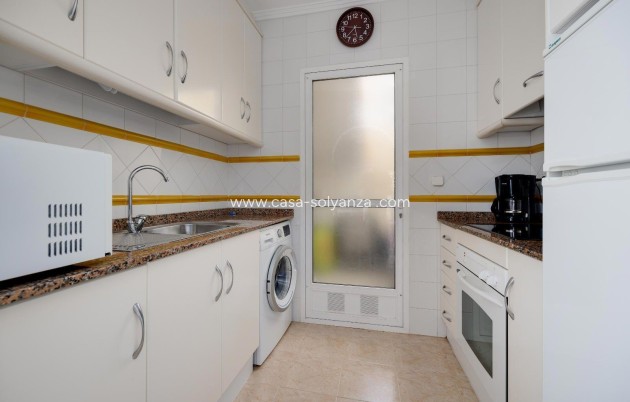 Revente - Bungalow - Torrevieja - Aguas nuevas