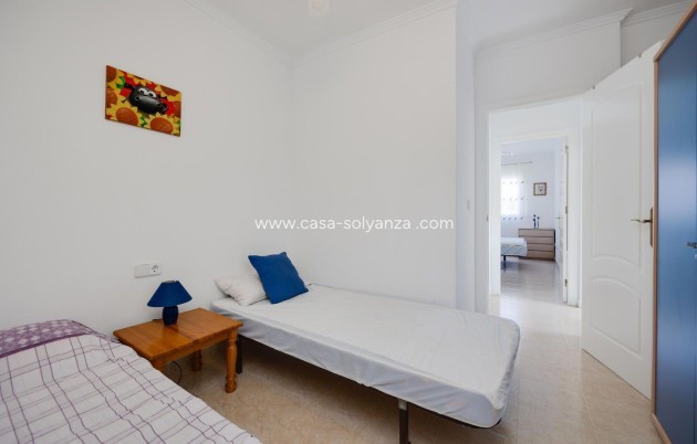 Revente - Bungalow - Torrevieja - Aguas nuevas