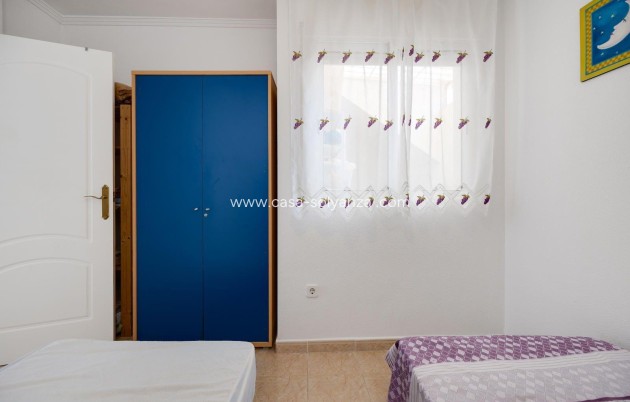 Revente - Bungalow - Torrevieja - Aguas nuevas
