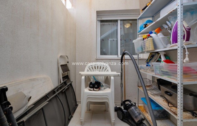 Revente - Bungalow - Torrevieja - Aguas nuevas