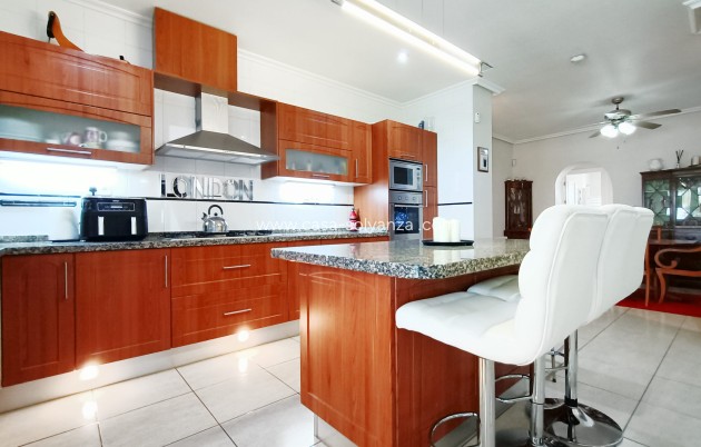 Revente - Villa - Lo Santiago - Inland