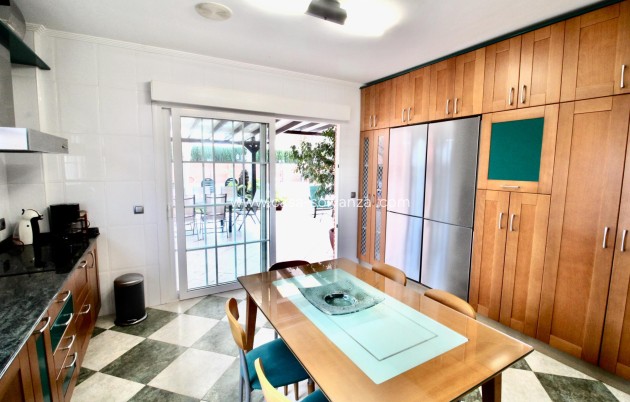 Resale - Villa - Playa Honda - Costa Calida