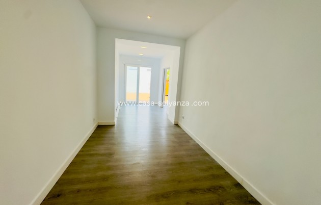 Revente - Villa - Torrevieja - Aguas nuevas