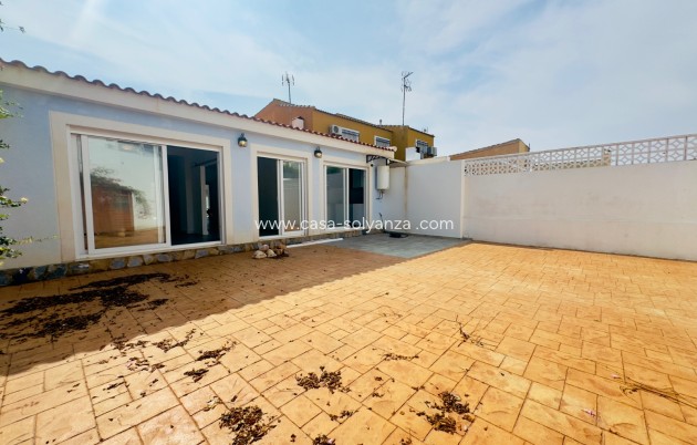 Revente - Villa - Torrevieja - Aguas nuevas