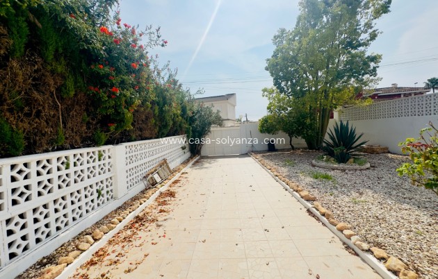 Revente - Villa - Torrevieja - Aguas nuevas